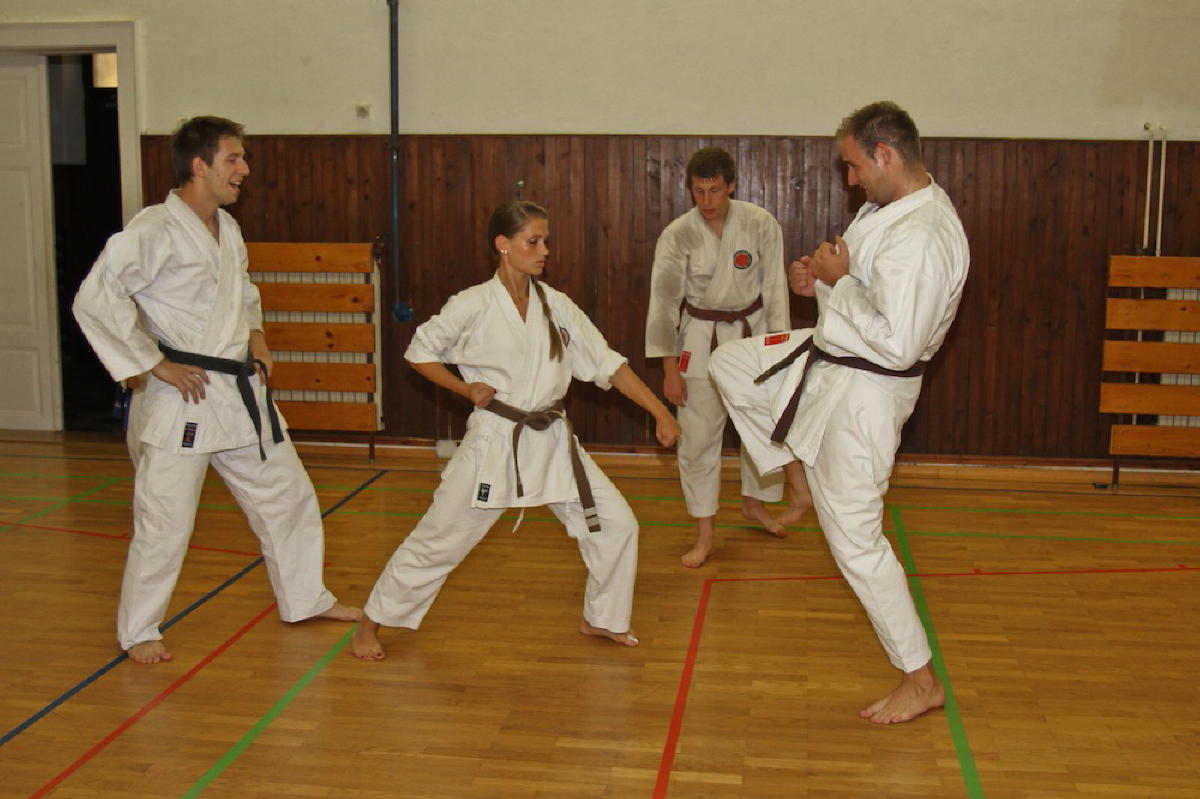 Prvi_karate_trening_004